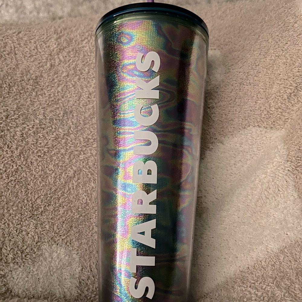 Starbucks cup 32oz. Iridescent/purple ☮️